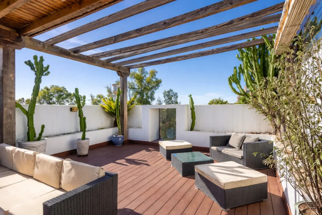 Ático dúplex con terraza en la avenida de Jerez, Sevilla