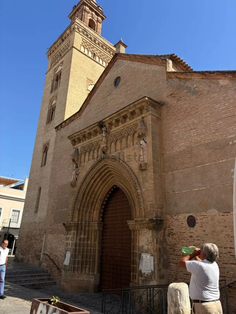 Piso señorial en calle Castellar, centro de Sevilla