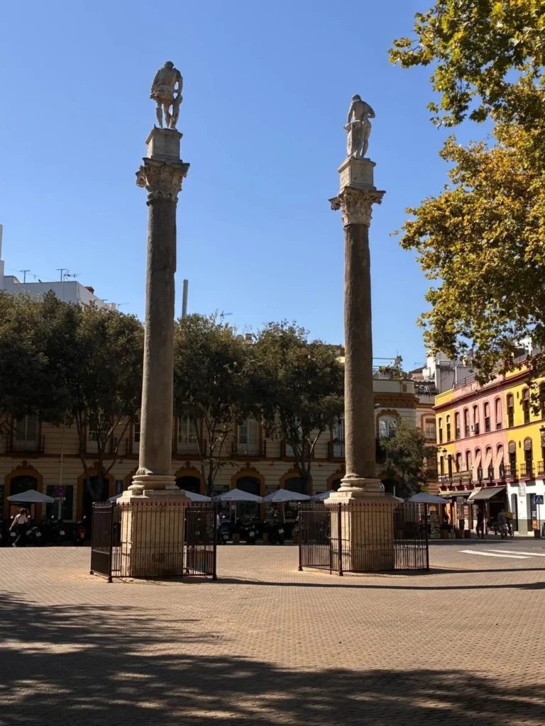 Piso señorial en calle Castellar, centro de Sevilla